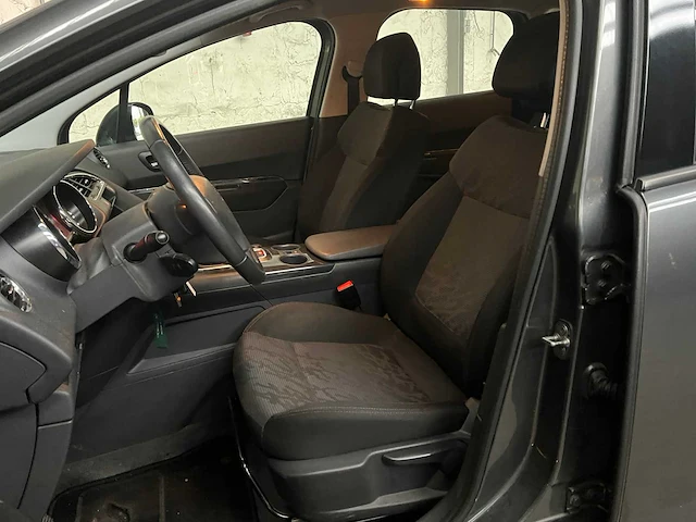 Peugeot 3008 1.6 thp st 156pk 2011, 64-pjj-1 - afbeelding 16 van  38