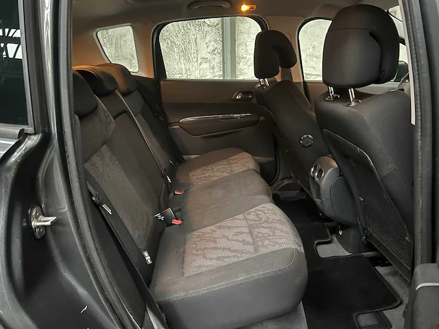 Peugeot 3008 1.6 thp st 156pk 2011, 64-pjj-1 - afbeelding 36 van  38
