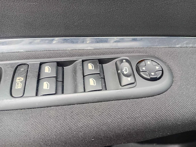 Peugeot 3008 1.6 thp st, 69kzf7 - afbeelding 4 van  25
