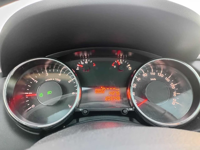 Peugeot 3008 1.6 turbo st, 05-pjs-1 - afbeelding 26 van  32