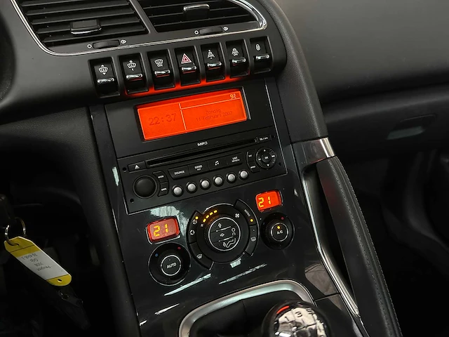 Peugeot 3008 1.6 vti première 120pk 2010, 76-khr-3 - afbeelding 25 van  40