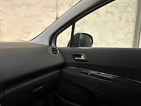 Peugeot 3008 1.6 vti première 120pk 2010, 76-khr-3 - afbeelding 26 van  40