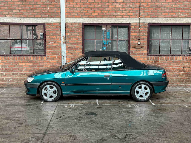 Peugeot 306 cabriolet 1.8 101pk 1995, lj-rf-72 - afbeelding 9 van  41