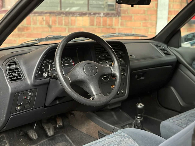 Peugeot 306 cabriolet 1.8 101pk 1995, lj-rf-72 - afbeelding 10 van  41
