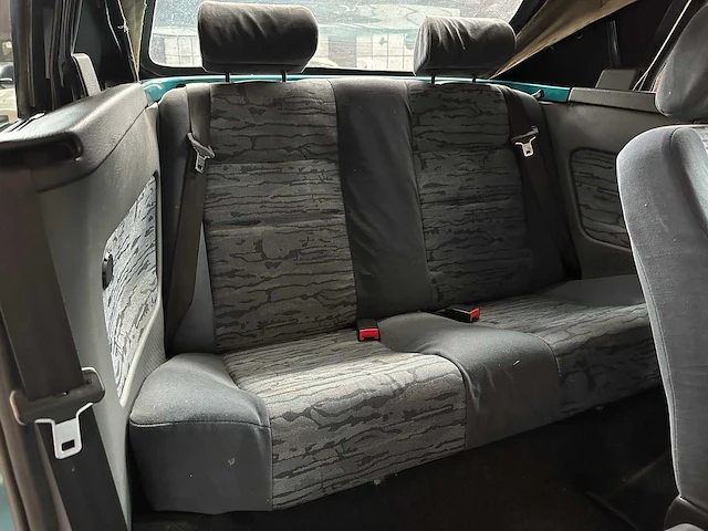 Peugeot 306 cabriolet 1.8 101pk 1995, lj-rf-72 - afbeelding 27 van  41