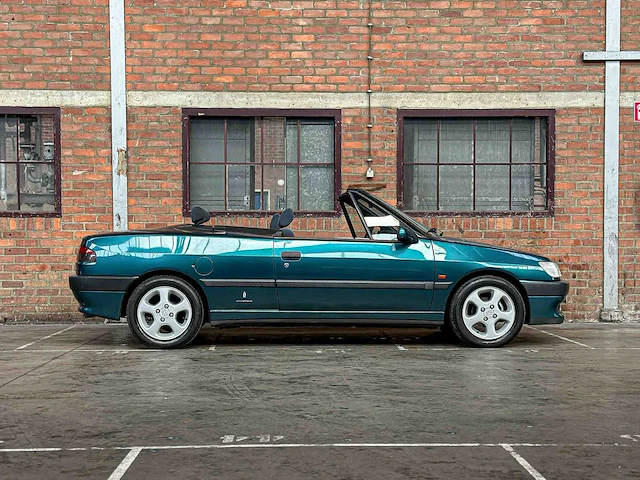 Peugeot 306 cabriolet 1.8 101pk 1995, lj-rf-72 - afbeelding 40 van  41