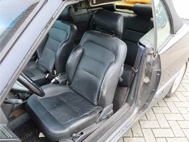 Peugeot 306 cabriolet 2.0 1996, nr-hr-96 - afbeelding 4 van  25