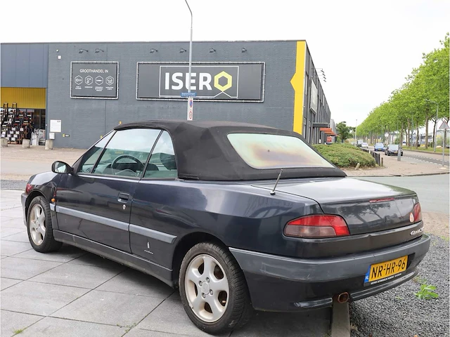 Peugeot 306 cabriolet 2.0 1996, nr-hr-96 - afbeelding 19 van  25
