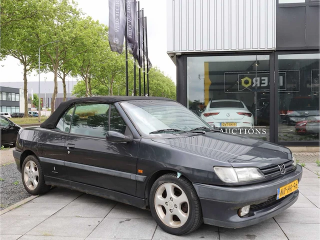 Peugeot 306 cabriolet 2.0 1996, nr-hr-96 - afbeelding 23 van  25