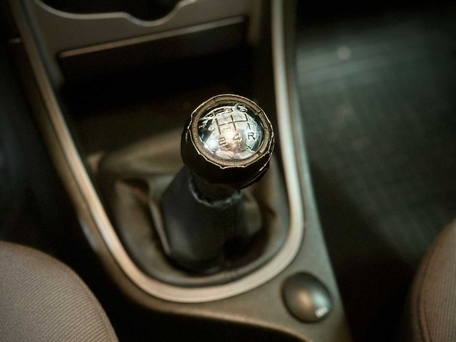 Peugeot 307 1.4 xr, jf-869-f - afbeelding 5 van  13