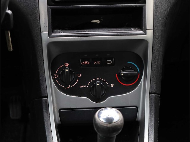 Peugeot 307 1.4 xs 2003, 09-lg-fk - afbeelding 17 van  28