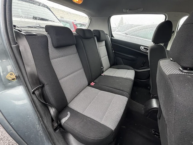 Peugeot 307 1.4i x-line,2005 - afbeelding 14 van  35