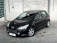 Peugeot 307 1.6-16v griffe 109pk 2006, 32-td-px - afbeelding 2 van  34