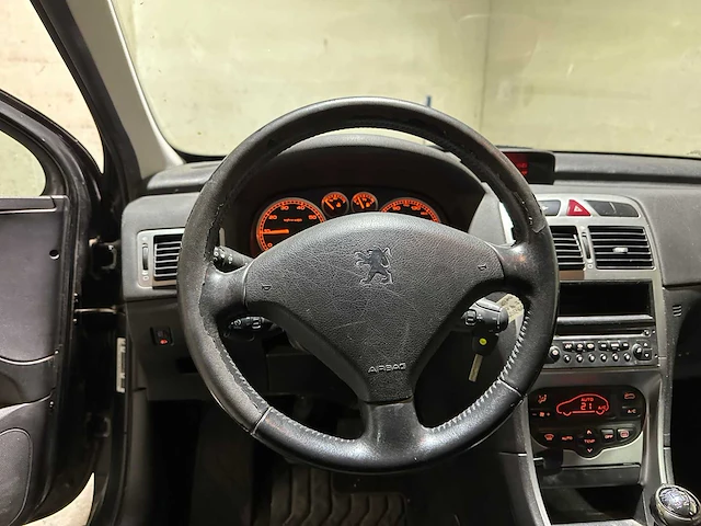 Peugeot 307 1.6-16v xs pack 109pk 2004, 12-pb-pb - afbeelding 10 van  36