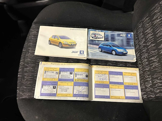 Peugeot 307 1.6-16v xs premium 18-pz-fr - afbeelding 11 van  24