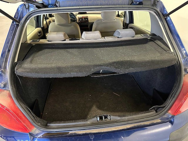 Peugeot 307 1.6-16v xsi 14-tp-fh - afbeelding 10 van  18