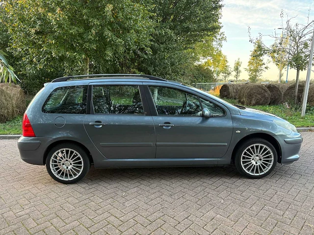 Peugeot 307 break 1.6-16v xs , 09-sn-jz - afbeelding 12 van  16