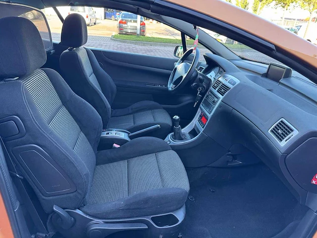 Peugeot 307 cc 2.0-16v 51-rv-fg - afbeelding 7 van  29