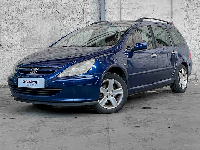 Peugeot 307 sw 2.0 16v pack 136pk 2004, 92-ns-rz - afbeelding 1 van  49