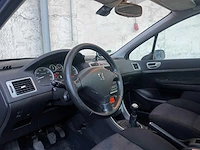 Peugeot 307 sw 2.0 16v pack 136pk 2004, 92-ns-rz - afbeelding 16 van  49