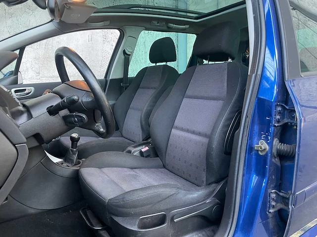 Peugeot 307 sw 2.0 16v pack 136pk 2004, 92-ns-rz - afbeelding 29 van  49