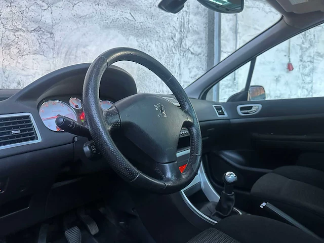 Peugeot 307 sw 2.0-16v premium 140pk 2007, (origineel-nl), 59-xj-tz - afbeelding 15 van  35