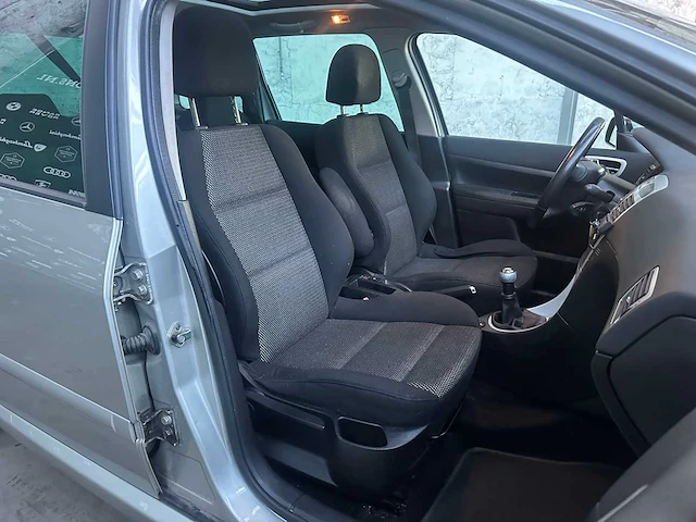 Peugeot 307 sw 2.0-16v premium 140pk 2007, (origineel-nl), 59-xj-tz - afbeelding 28 van  35