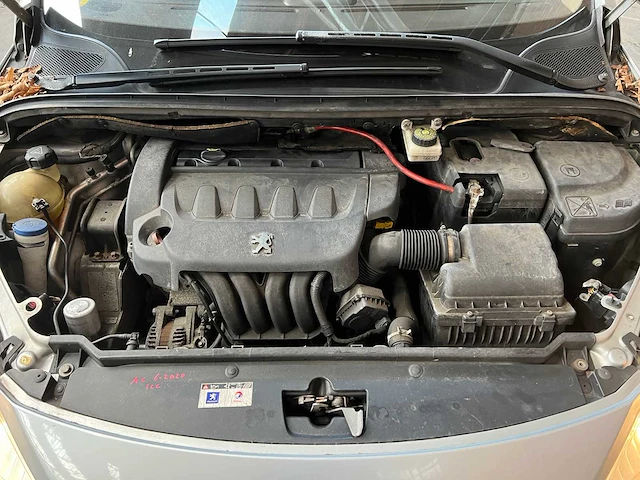 Peugeot 307 sw 2.0-16v xsi 140pk 2006, 78-sj-zh - afbeelding 36 van  42