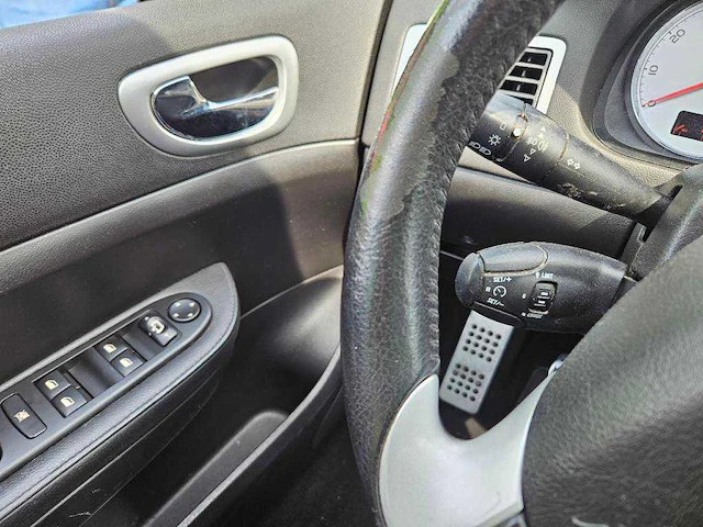 Peugeot 307 sw 2.0 16v xsi, 33-sp-xp - afbeelding 2 van  17