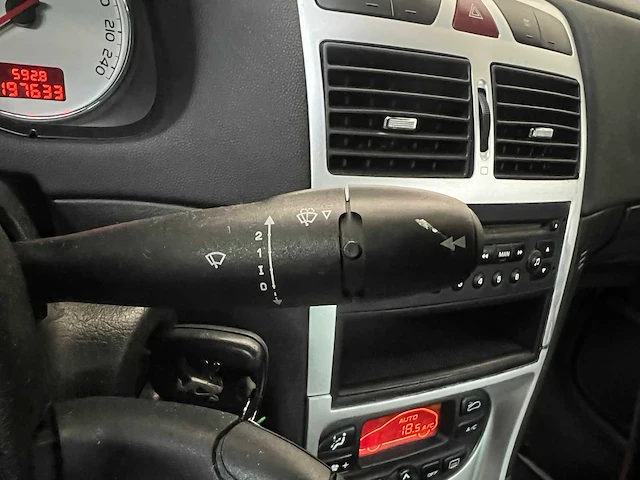 Peugeot 307cc 2.0-16v 136pk 2003 (origineel-nl), 74-pd-bx - afbeelding 17 van  40