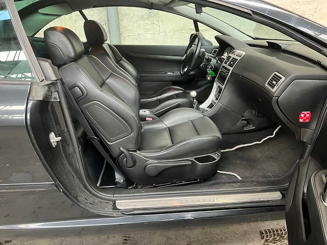 Peugeot 307cc 2.0-16v 136pk 2003 (origineel-nl), 74-pd-bx - afbeelding 32 van  40