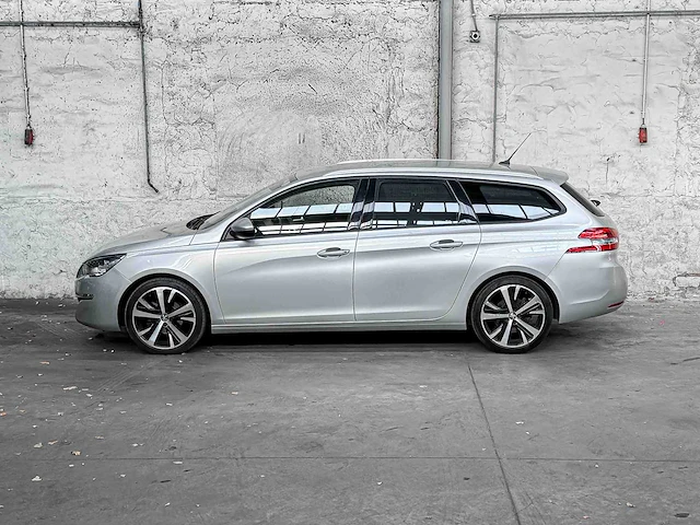 Peugeot 308 1.2 puretech allure 110pk 2015, zt-579-k - afbeelding 9 van  40