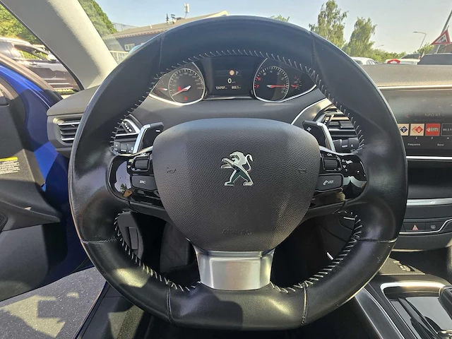Peugeot 308 1.2 turbo allure car 2018 | x-231-vb - afbeelding 21 van  37