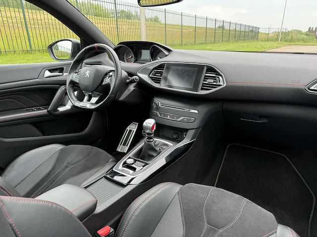 Peugeot 308 1.6 e-thp gti 250 , hh-723-r - afbeelding 17 van  25