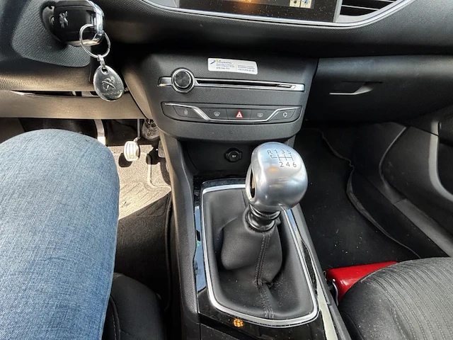 Peugeot 308 1.6 thp active 125, 2014 - afbeelding 3 van  31