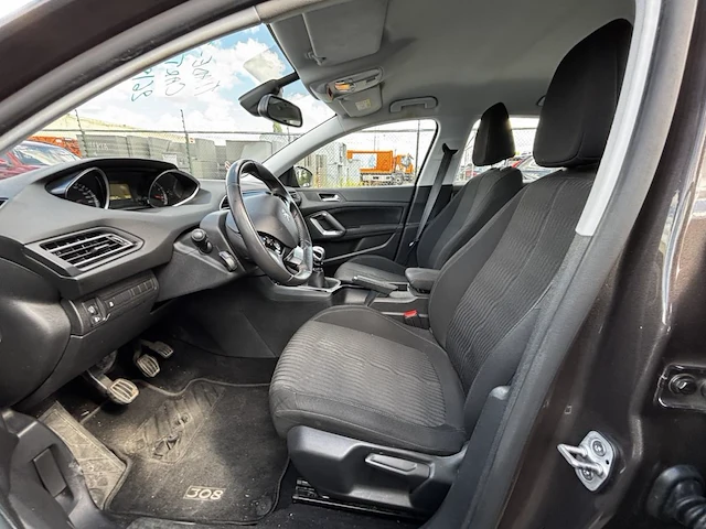 Peugeot 308 1.6 thp active 125, 2014 - afbeelding 9 van  31