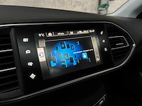 Peugeot 308 1.6 thp première 125pk 2013 (origineel-nl), 3-sjg-75 - afbeelding 29 van  51