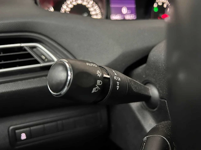 Peugeot 308 1.6 thp première 125pk 2013 (origineel-nl), 3-sjg-75 - afbeelding 36 van  51