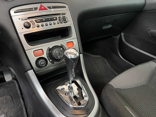 Peugeot 308 1.6 thp xt 140pk 2008, 18-hgz-5 - afbeelding 15 van  41