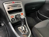 Peugeot 308 1.6 thp xt 140pk 2008, 18-hgz-5 - afbeelding 15 van  41
