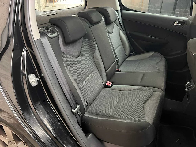Peugeot 308 1.6 thp xt 140pk 2008, 18-hgz-5 - afbeelding 31 van  41