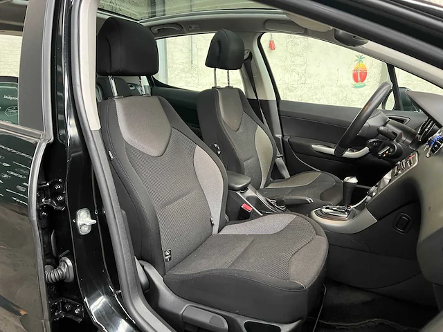 Peugeot 308 1.6 thp xt 140pk 2008, 18-hgz-5 - afbeelding 33 van  41