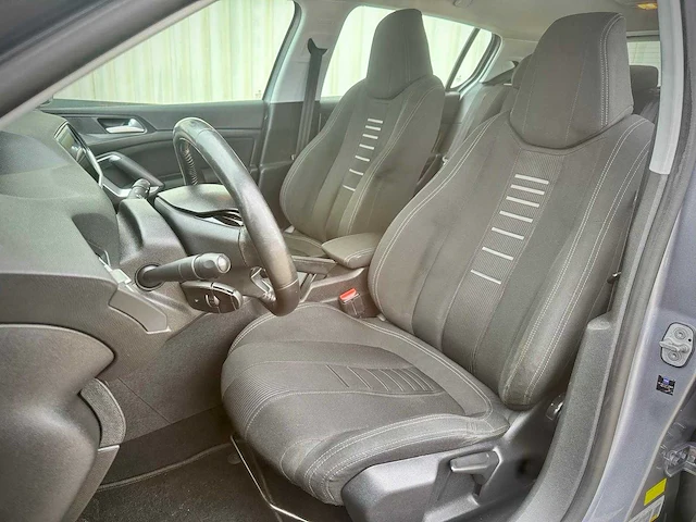 Peugeot 308 1.6 turbo active; 7-szg-96 - afbeelding 13 van  17