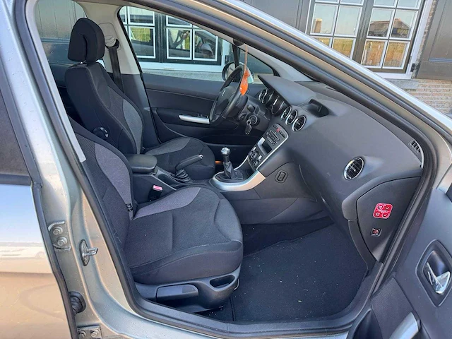 Peugeot 308 1.6 turbo xt clima pano 52-xz-nz - afbeelding 11 van  25