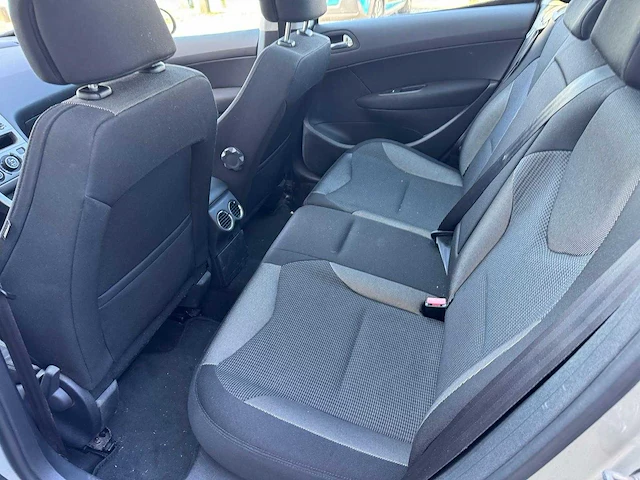 Peugeot 308 1.6 turbo xt clima pano 52-xz-nz - afbeelding 4 van  25
