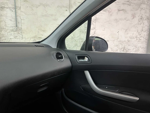 Peugeot 308 1.6 vti mill. 200 120pk 2011, 19-rjb-5 - afbeelding 19 van  38