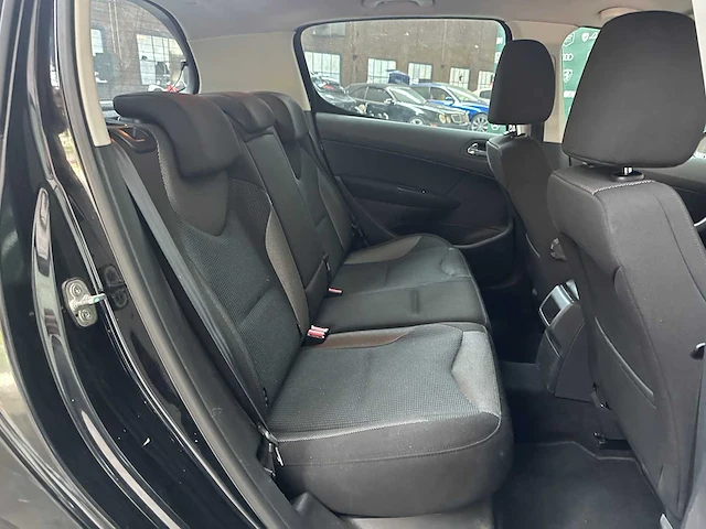 Peugeot 308 1.6 vti mill. 200 120pk 2011, 19-rjb-5 - afbeelding 28 van  38