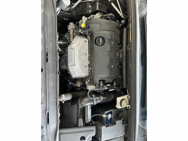 Peugeot 308 1.6 vti mill. 200 120pk 2011, 19-rjb-5 - afbeelding 31 van  38