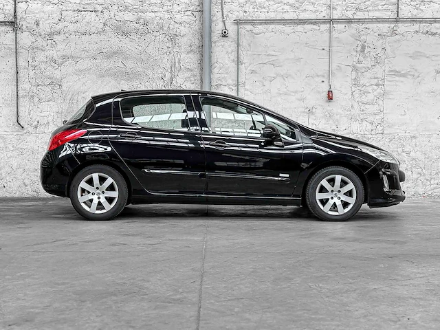 Peugeot 308 1.6 vti mill. 200 120pk 2011, 19-rjb-5 - afbeelding 36 van  38
