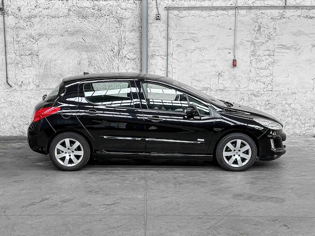 Peugeot 308 1.6 vti mill. 200 120pk 2011, 19-rjb-5 - afbeelding 37 van  38